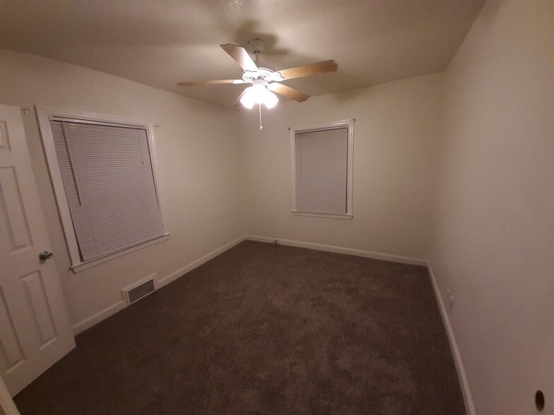 Donstairs Bdrm 2 - 2216 E 72nd St