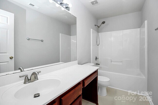Building Photo - 14604 Asheton Creek Dr