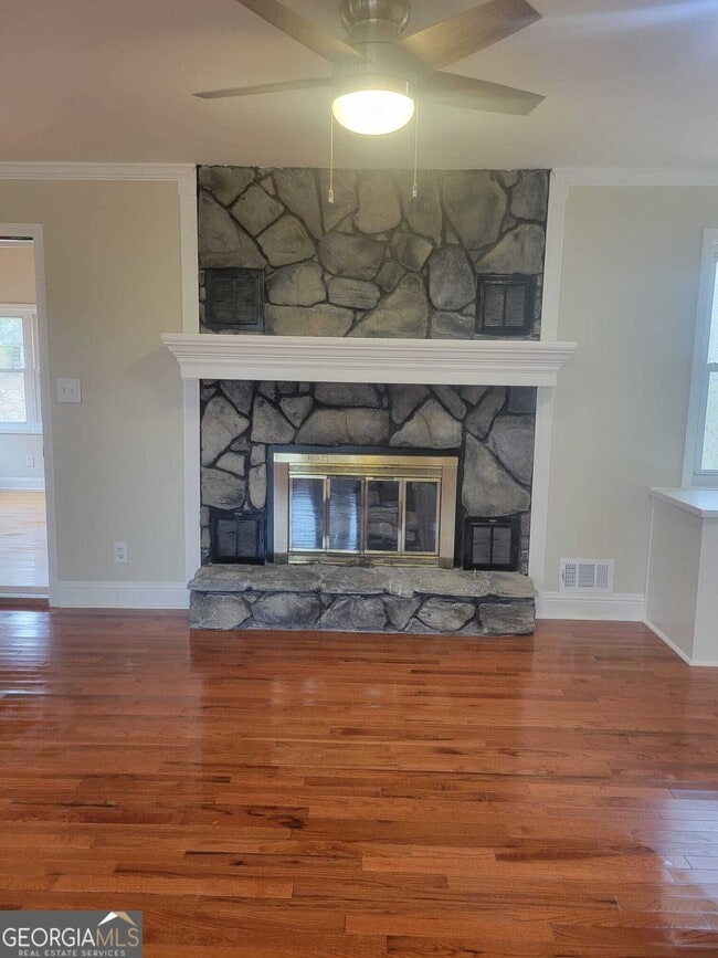 Building Photo - 3370 Westbrook Rd