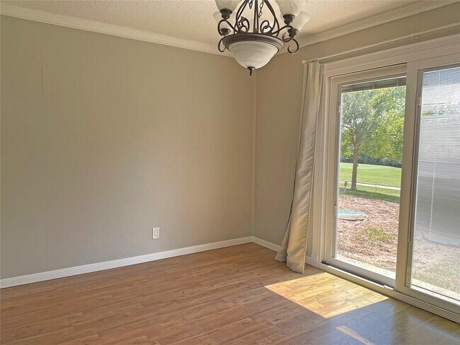 Building Photo - 100 Lido Cir