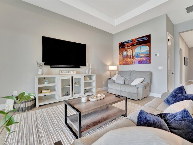 Building Photo - 25509 Royal Tern Ln