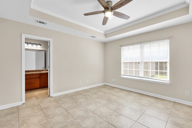 Building Photo - 4 Expedition Way