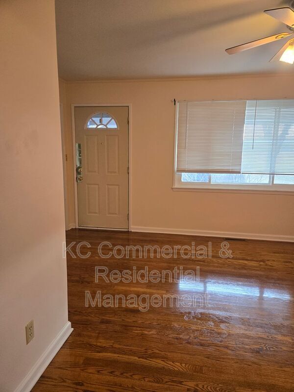 Building Photo - 11508 E 51 St S