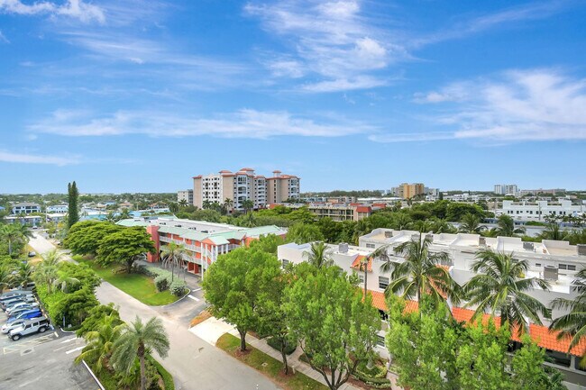 Building Photo - 531 N Ocean Blvd