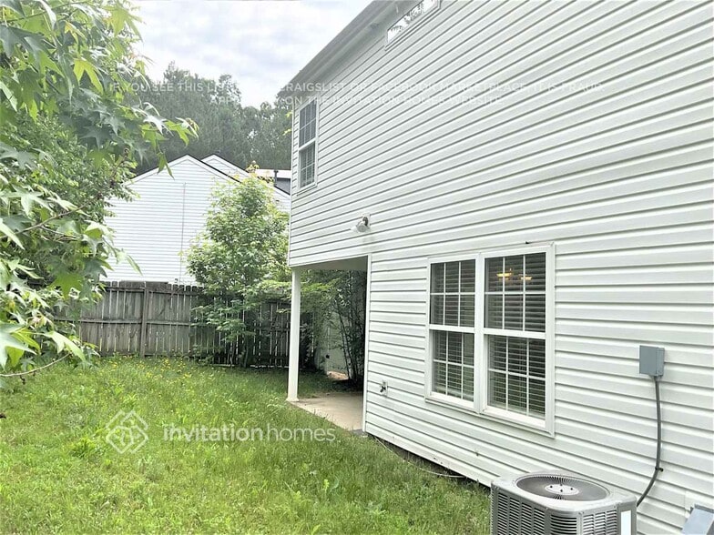 Building Photo - 175 Oak Grove Pl