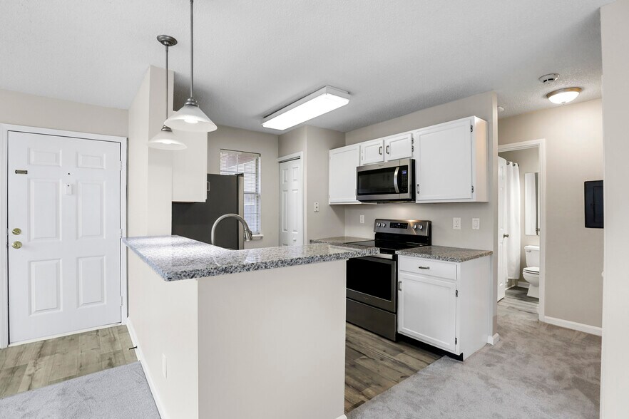 Kitchen with stainless steel appliances - 903 Wentworth Ct