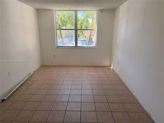 Building Photo - 1800 Sans Souci Blvd