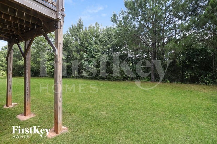 Building Photo - 2115 Farmdale Ct NE