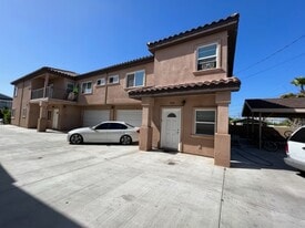 Building Photo - 14896 Van Buren St