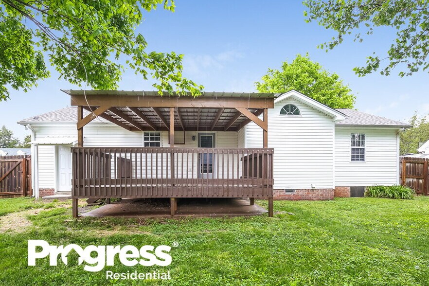 Building Photo - 2525 Tiffany Ct