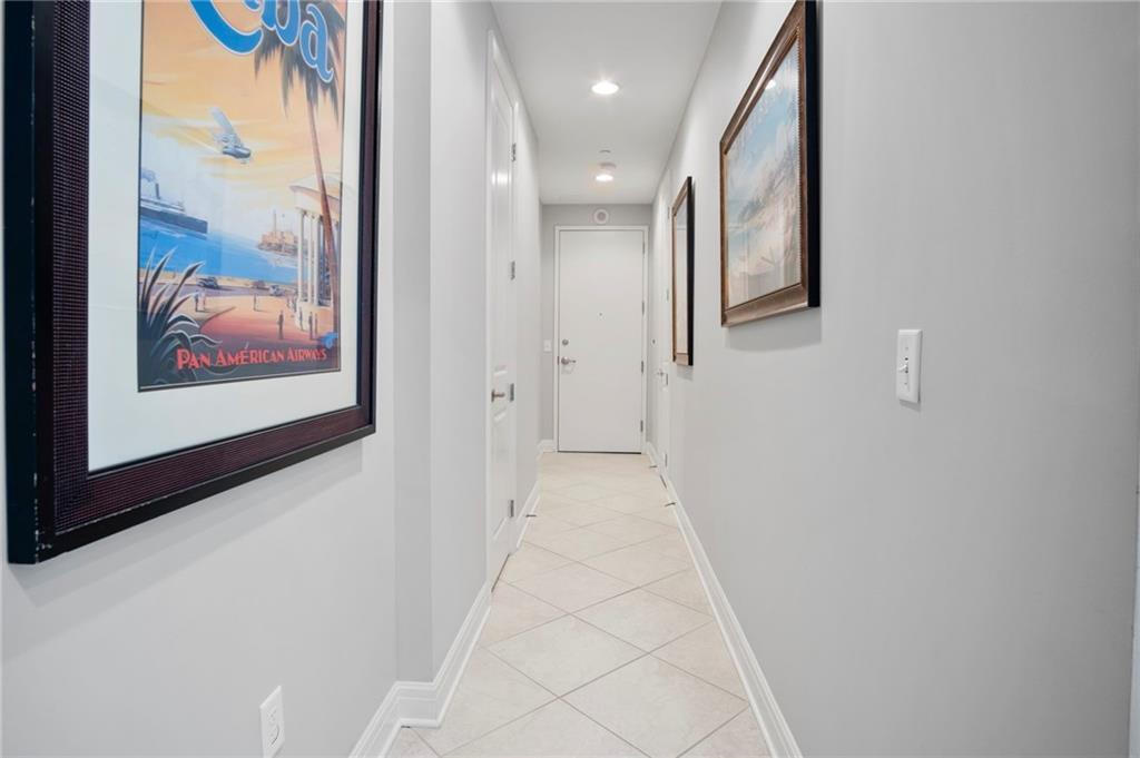 Building Photo - 1101 Walnut St