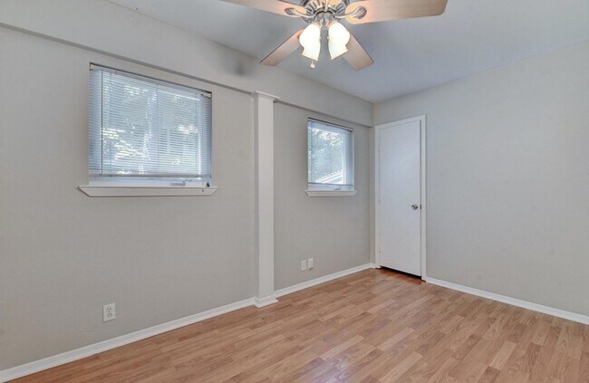 Building Photo - 2712 Whitis Ave