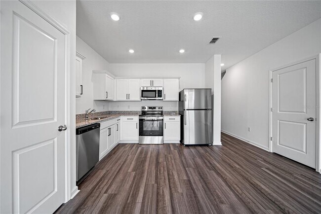 Building Photo - 6171 Calle Ochoa St