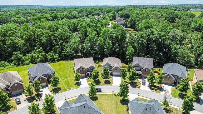 Building Photo - 6940 Rocking Horse Ln