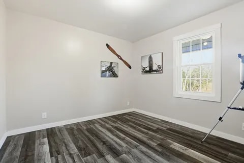 Building Photo - 145 S Lovers Ln