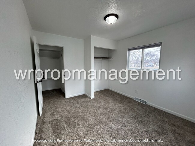 Building Photo - 3 Bedroom 1 Bathroom Home for Rent Washing...