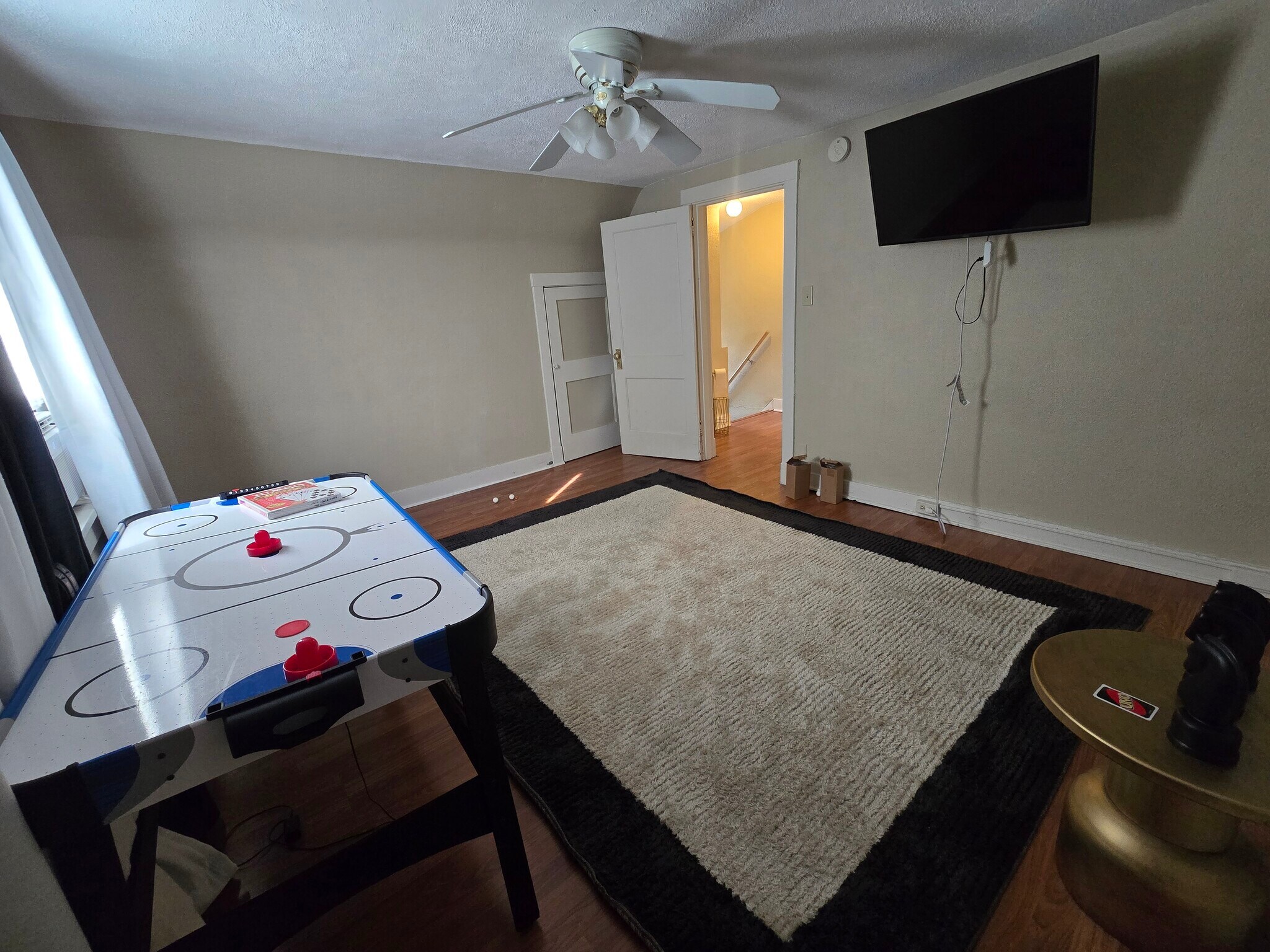 Building Photo - 6501 Deary St