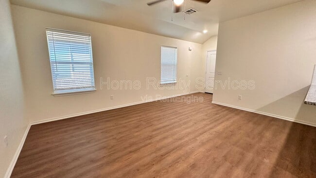 Building Photo - 11419 N University Ave