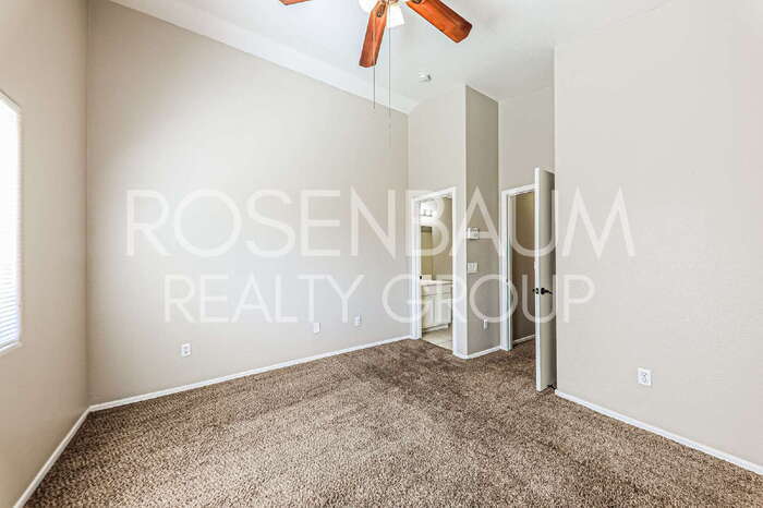 Building Photo - 9311 W Monroe St