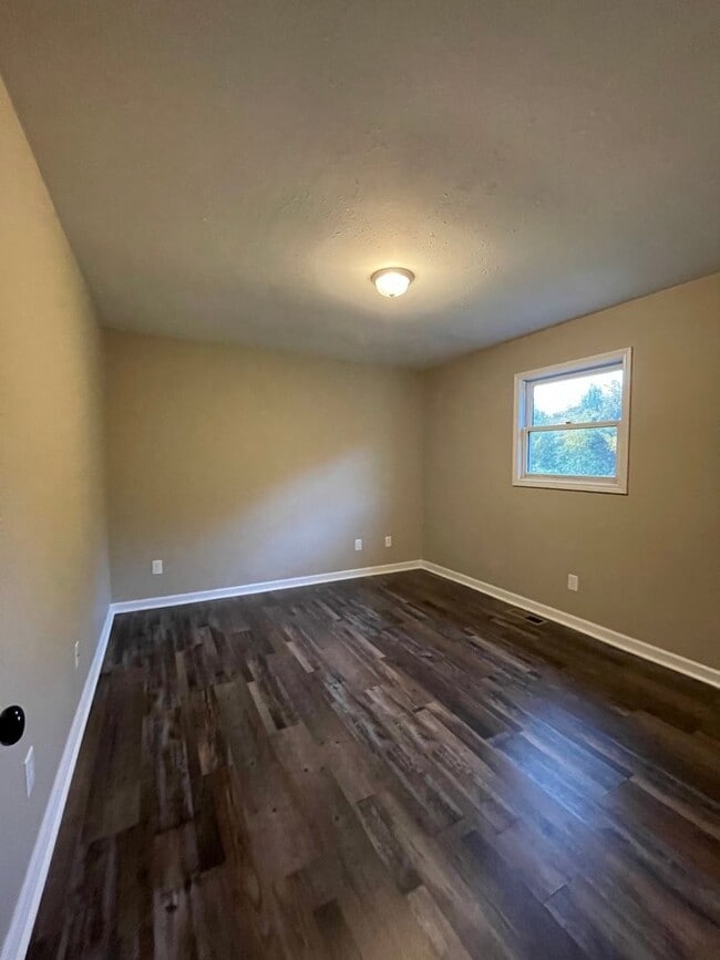 Building Photo - 1006 Northwood Dr