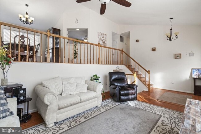Building Photo - 14690 Stratford Dr