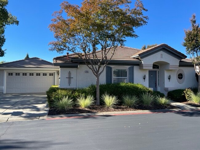 Primary Photo - 751 Silchester Ct