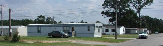 Building Photo - Arrow Wood Estates