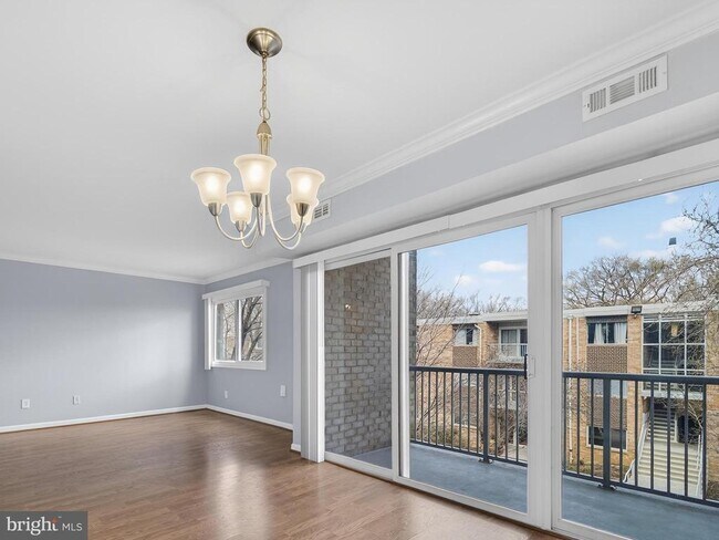 Building Photo - 2908 Kings Chapel Rd