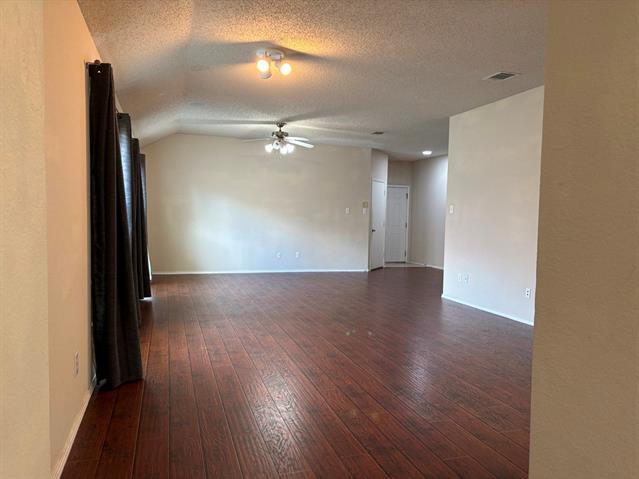 Building Photo - 9805 Nixon Dr
