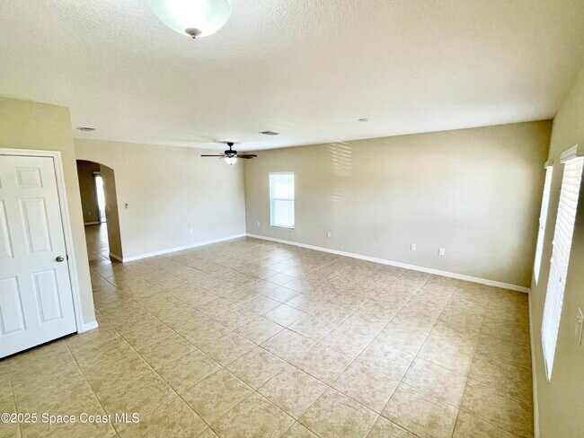 Building Photo - 5214 Brilliance Cir