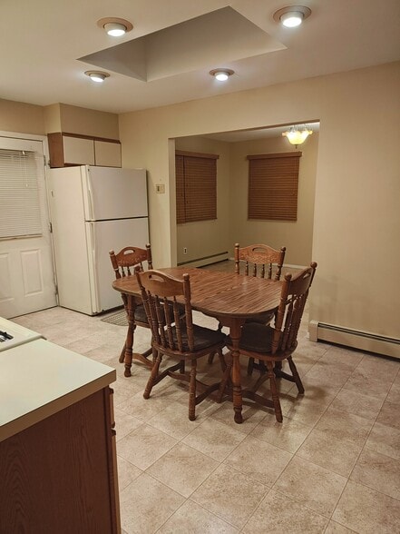 Building Photo - 32 Scooter Ln