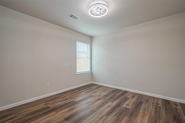 Building Photo - 19430 Mystic Cypress Dr