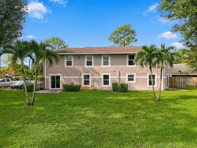 Building Photo - 1033 Goldenrod Rd