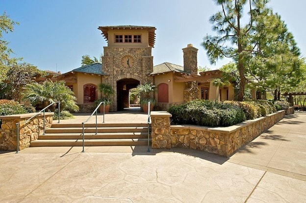 Building Photo - 7844 Paseo Tulipero