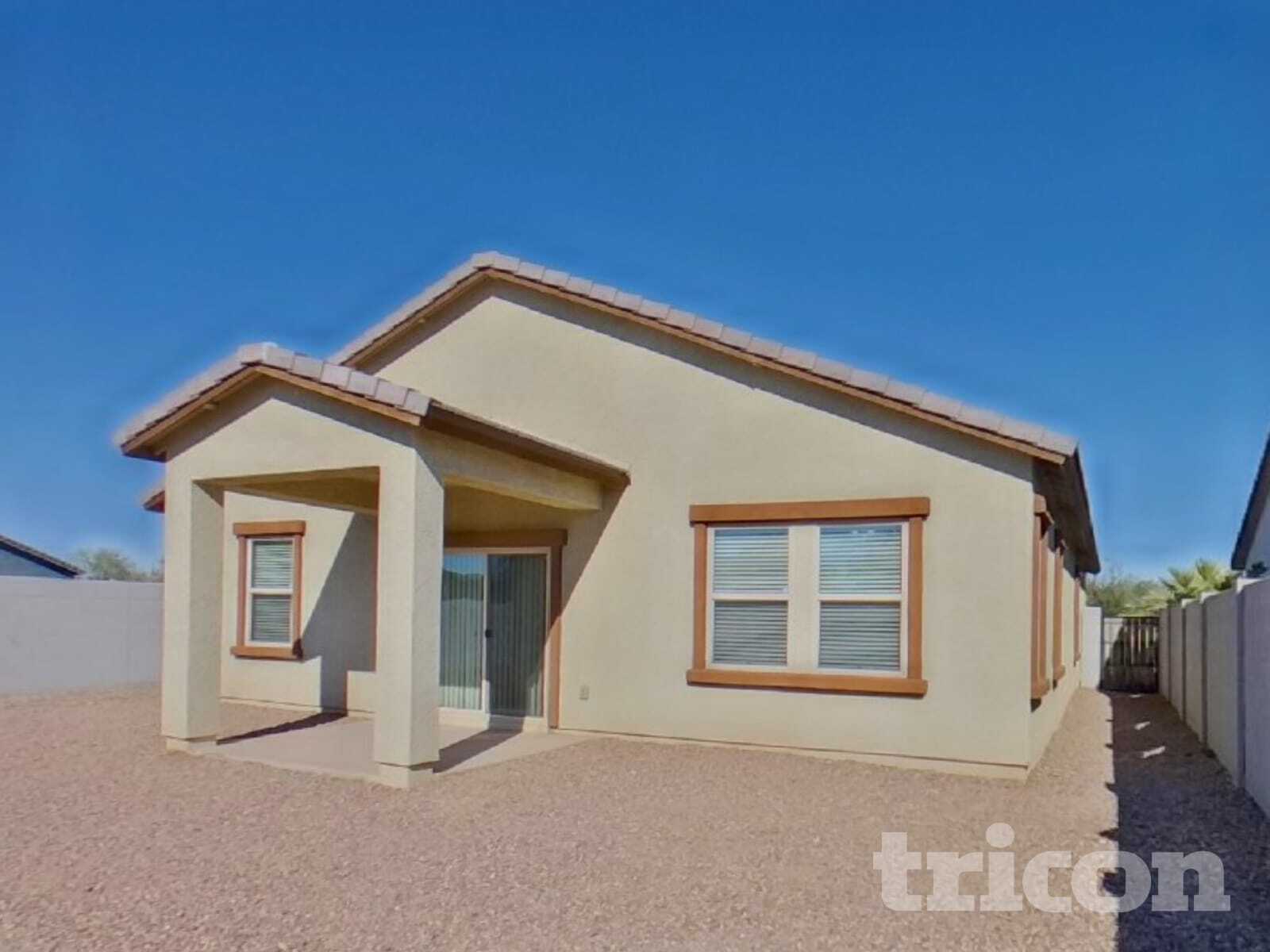 Building Photo - 37123 W Capri Ave