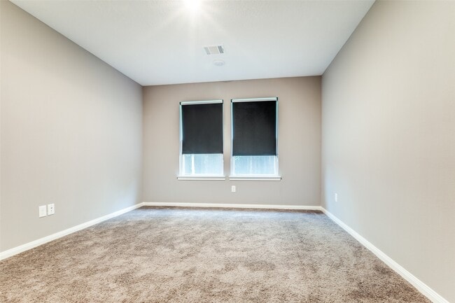 Building Photo - 4015 Sam Houston Rd