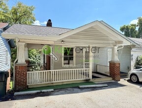 Building Photo - 112 S Seminole Dr