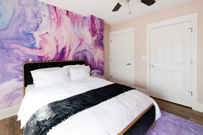 Building Photo - 1501 E 105th St