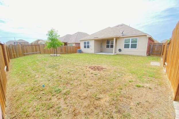 Building Photo - 7810 Creekshore Cove