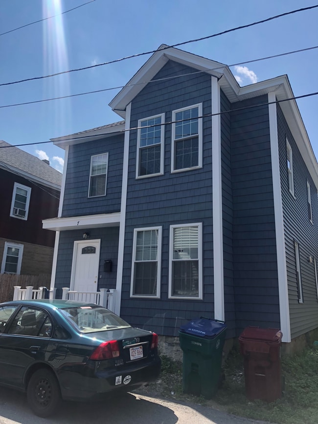 Primary Photo - 7 Rockdale Ave