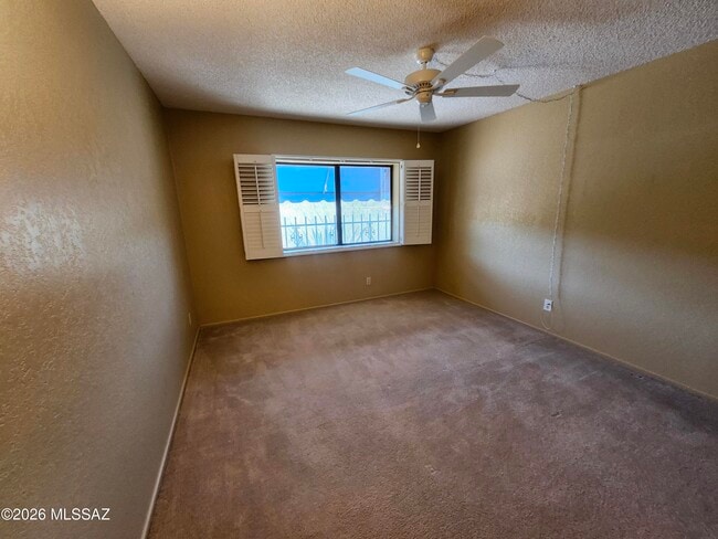 Building Photo - 4841 N Paseo Presidio