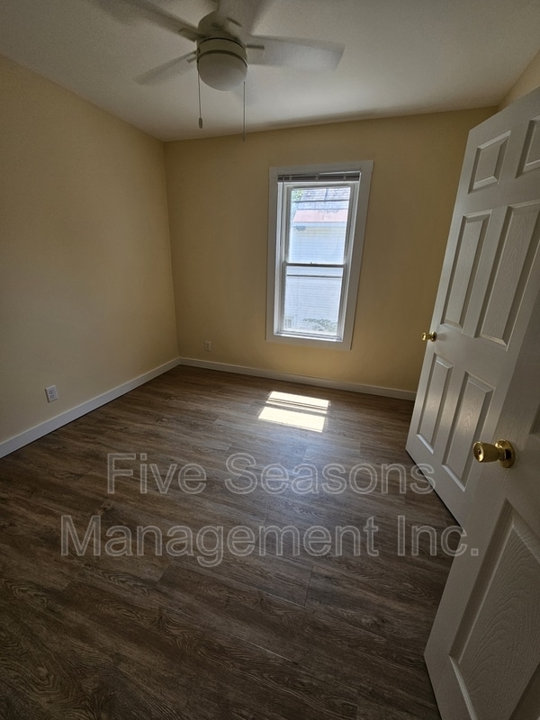 Building Photo - 48 Greene St