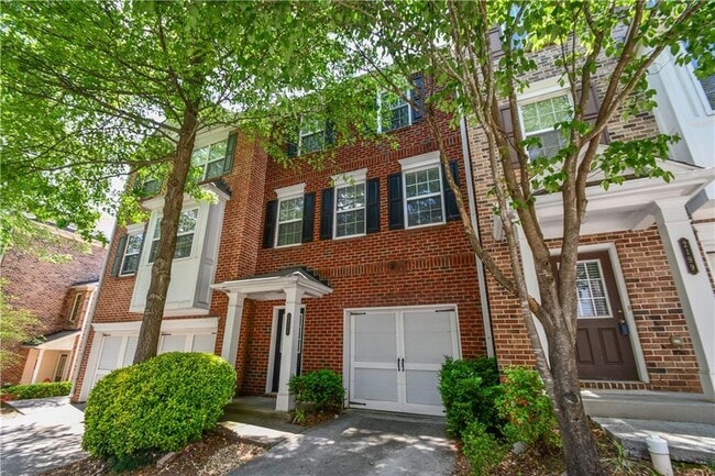 Building Photo - 2201 Landing Walk Dr