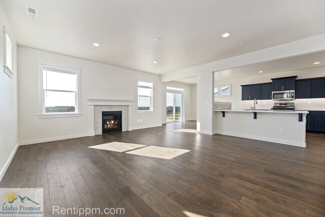 Building Photo - 10469 W Royal Fern Ct