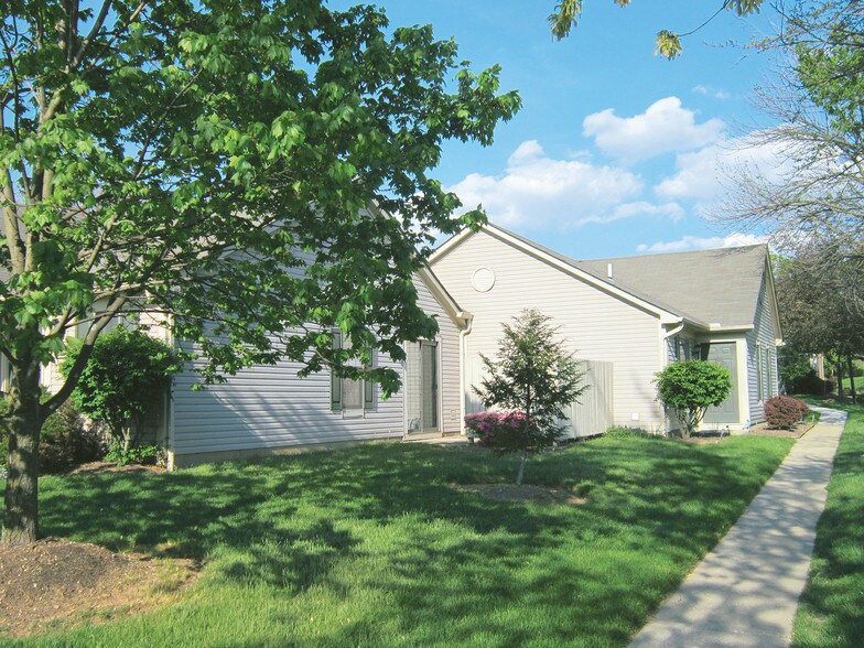 Greentree Village Apartments Corner Of E. Main & Carlyle Dr