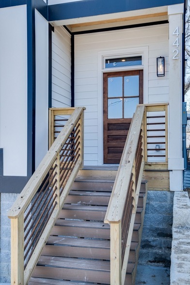 Building Photo - 442 37th Ave N
