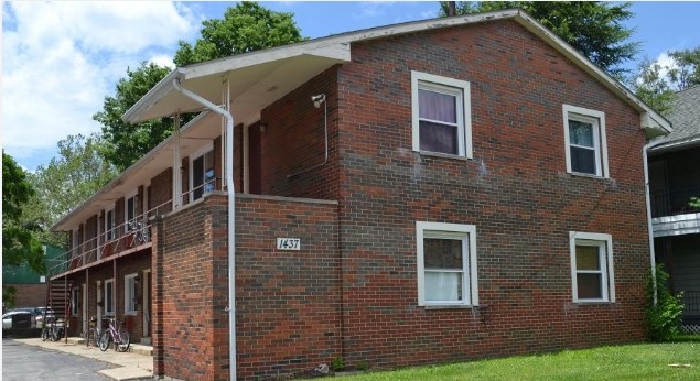 Primary Photo - 1437 Hunter Ave