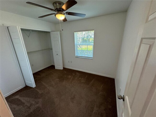 Building Photo - 5246 Royal Oak Dr