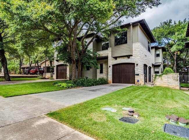 Building Photo - 1502 Barton Hills Dr