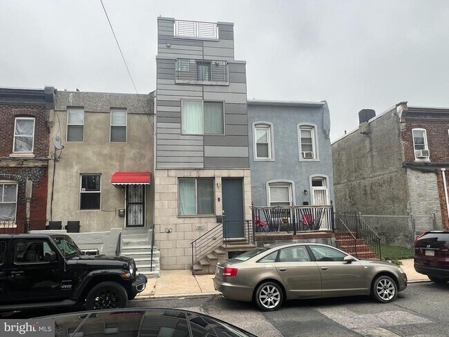 Building Photo - 1331 S 31st St
